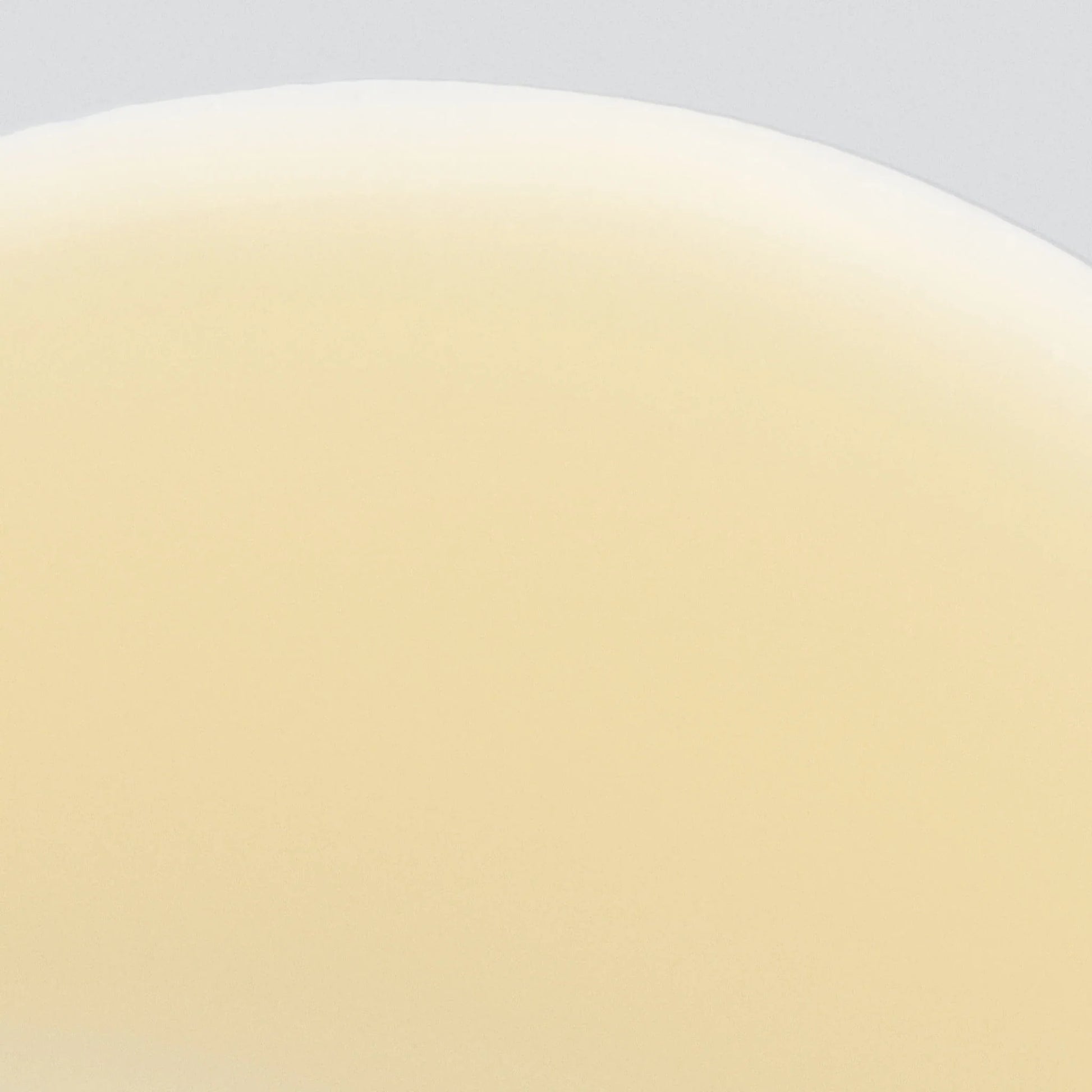 Advanced bio-technology and an ultra-stable Vitamin C complex work synergystically to enhance bioavailability of Vitamin C to fight oxidative stress and the appearance of skin aging before it starts. 