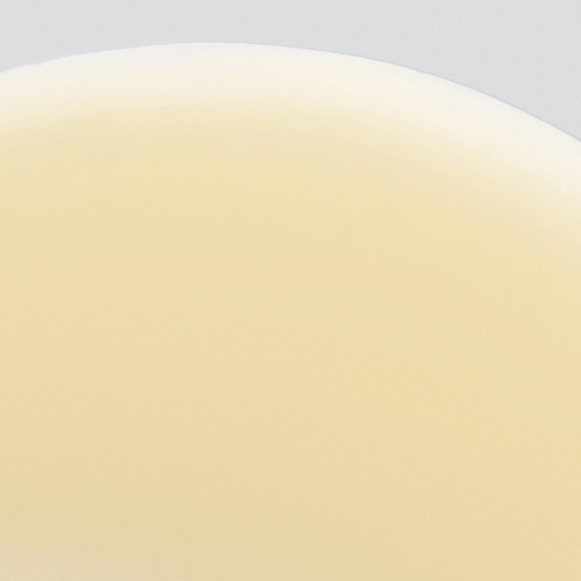 Advanced bio-technology and an ultra-stable Vitamin C complex work synergystically to enhance bioavailability of Vitamin C to fight oxidative stress and the appearance of skin aging before it starts. 